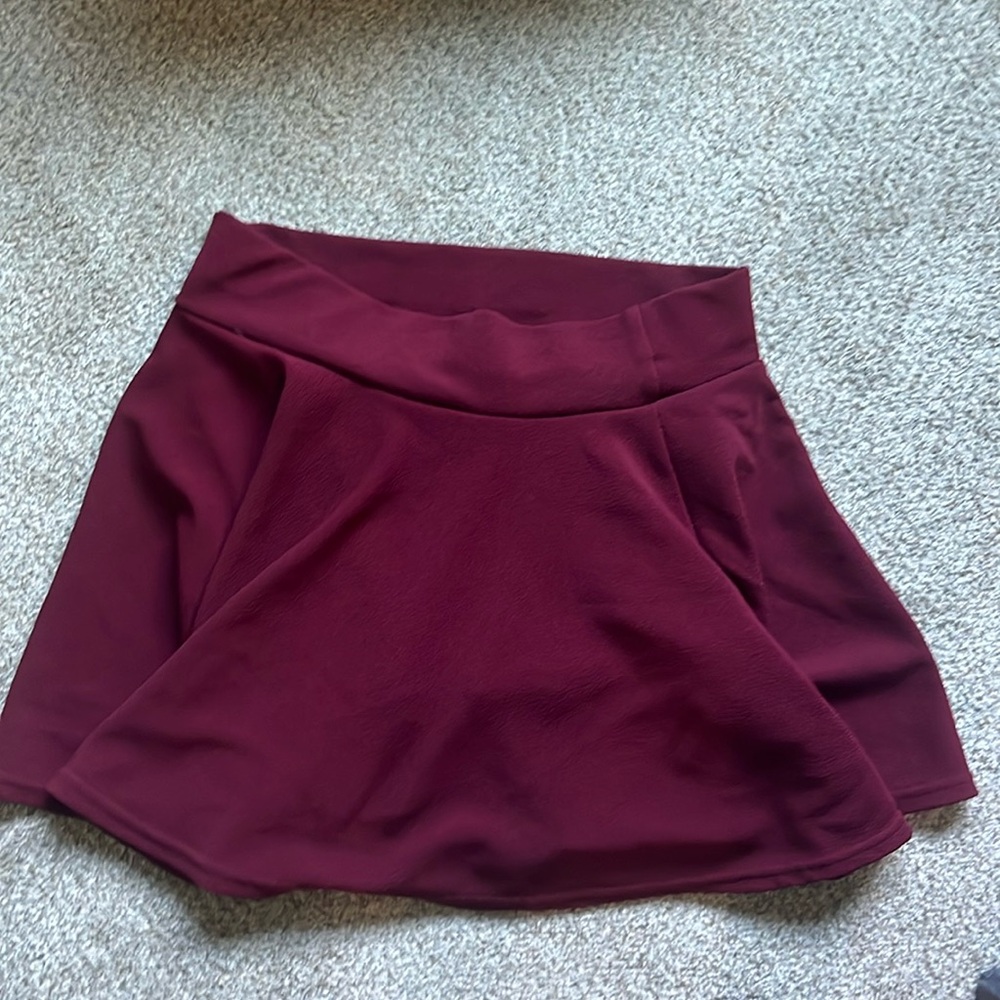 Maroon mini skort